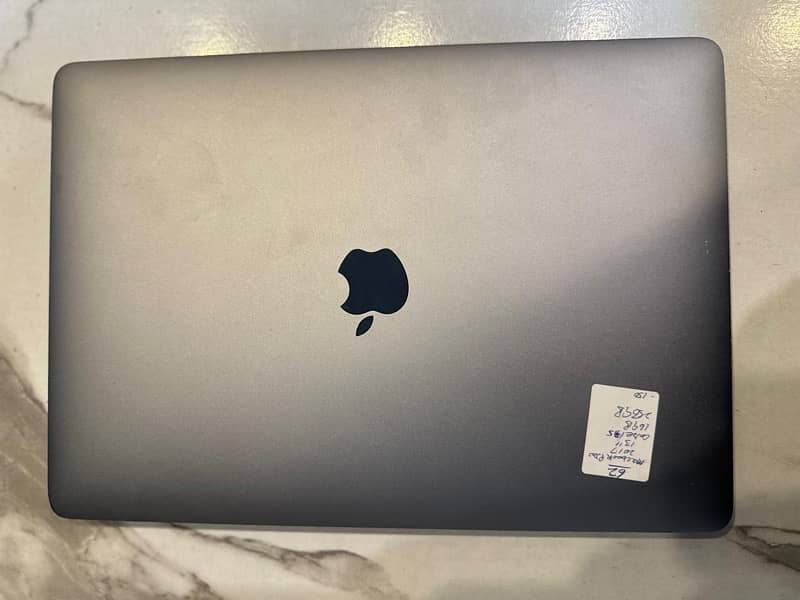 Macbook 2017. . 13 screen/Macbook for sale 1