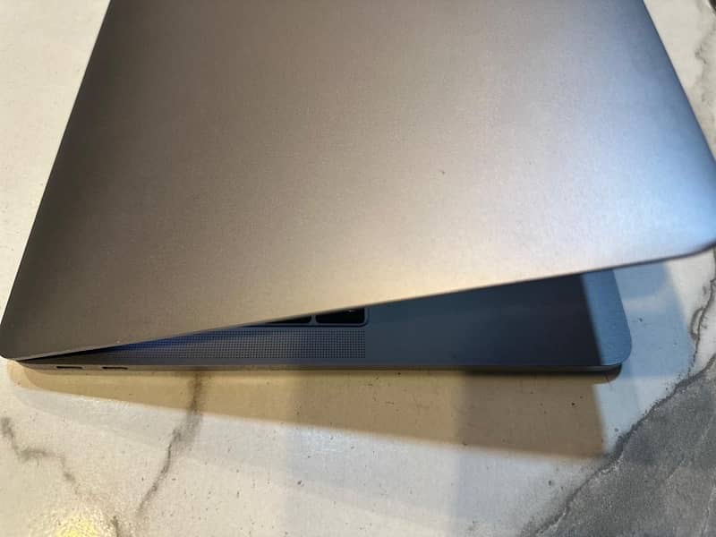 Macbook 2017. . 13 screen/Macbook for sale 2