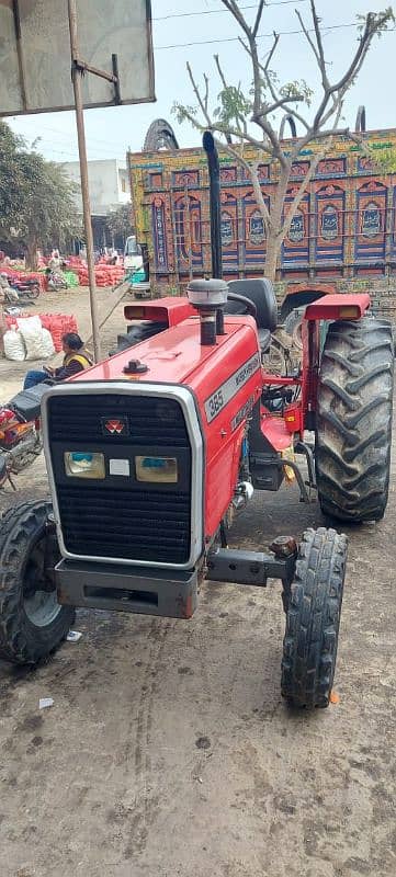 Massey 385 0