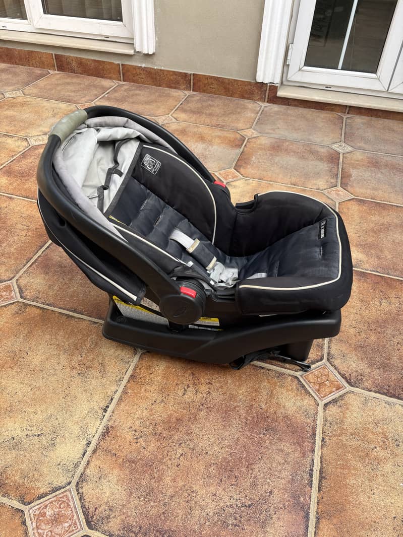 Graco car seat 4