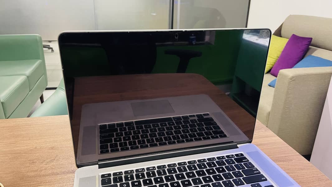 MacBook Pro 2015 - 16GB ram, 256GB SSD - 15 inch 3