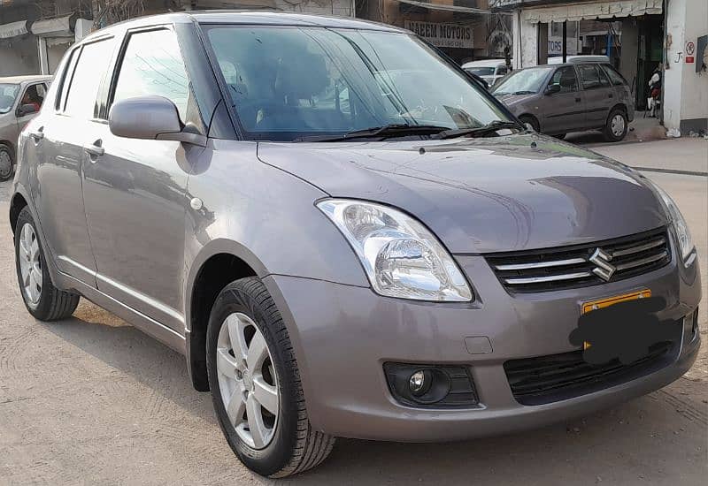 Suzuki Swift dlx 2017 navigation price is fixed. 2