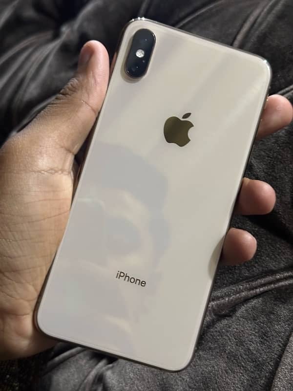 Iphone xs max 256gb PTA approved golden 4