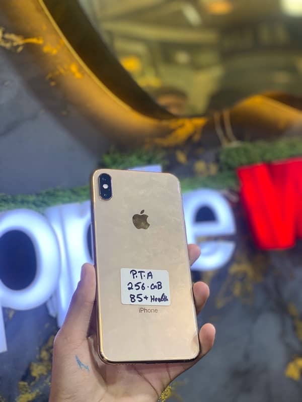 XS max gold 0