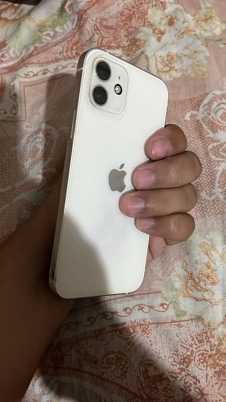 iPhone 12 128 GB WHITE NON PTA 10/10 1