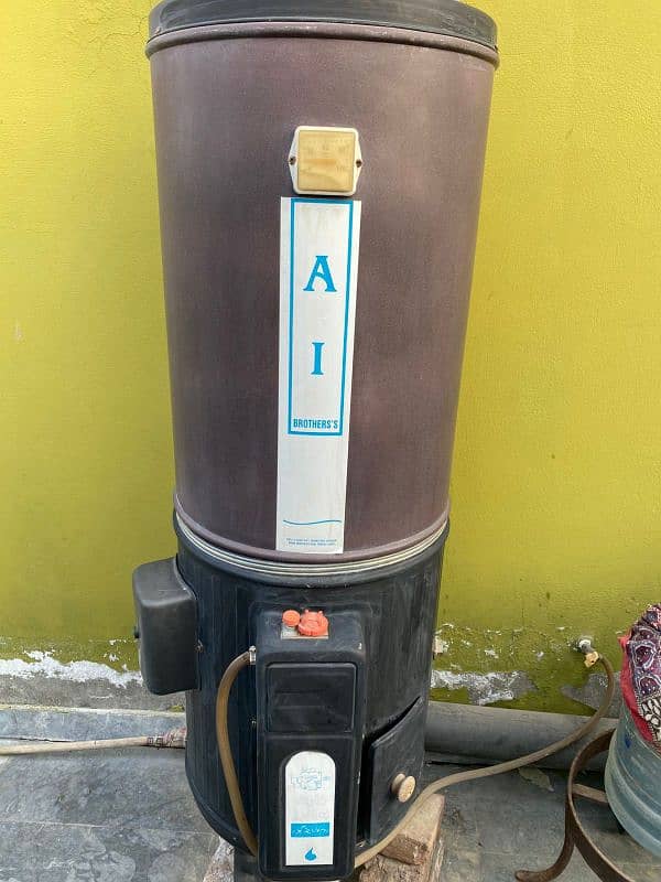 Dual Electric and Gas Geyser Almost New گیزر 0