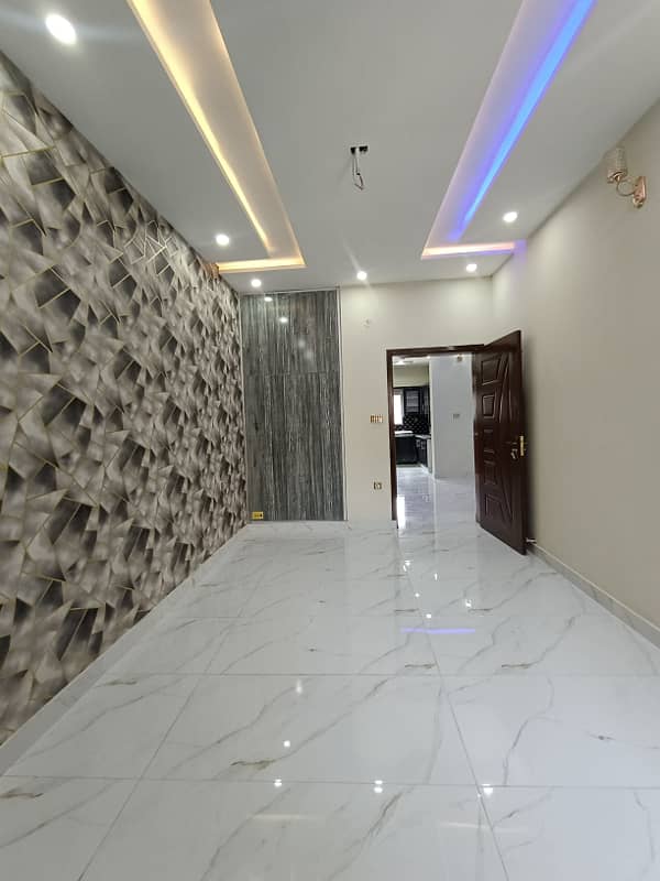 5 Marla Brand New House For SALE In Johar Town Near To Kanal Road 30