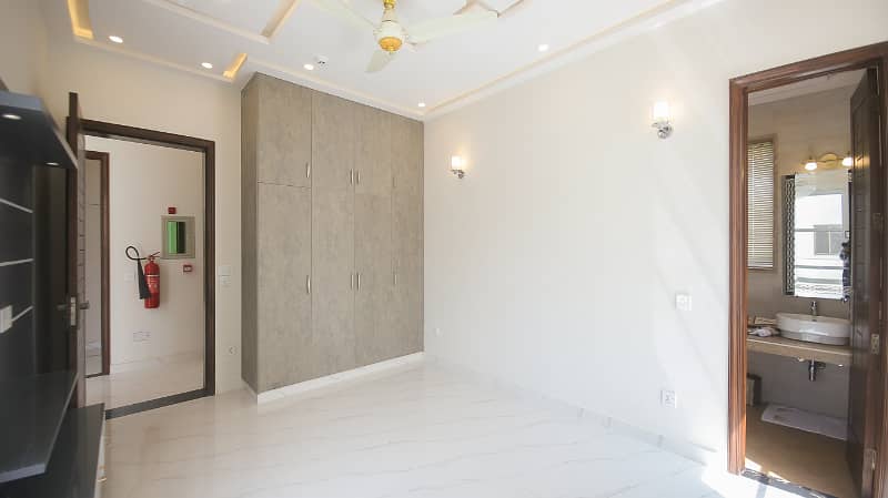 Cantt Properties offer 10 marla beautiful house availabel for rent in DHA phase 2 19