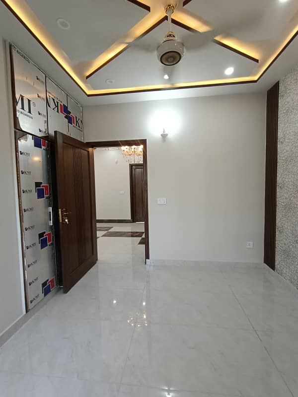 5 Marla Triple Storey House For SALE In Johar Town Hot Location 18