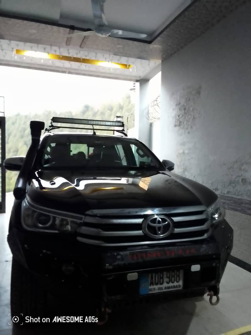 Toyota Hilux REVO 2020 13