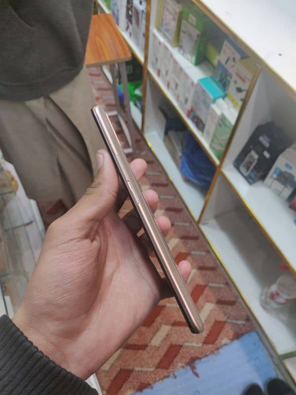 Infinix hot 11 play 4 64 10/10 urgent 4