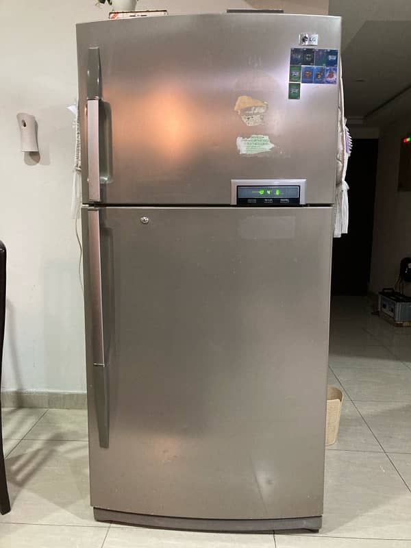 LG Refrigerator-Freezer (Anti Frost) 1