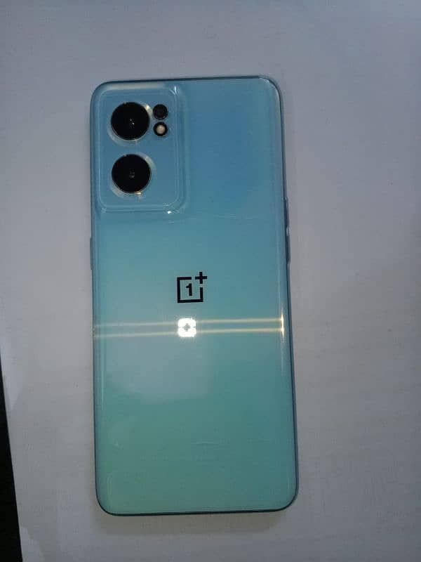 OnePlus Ce 2 stylist and gaming phone Details read ad 1