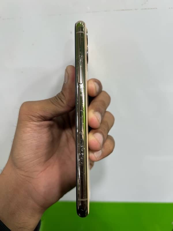 IPHONE 11 PRO 512GB PTA APPROVED 5