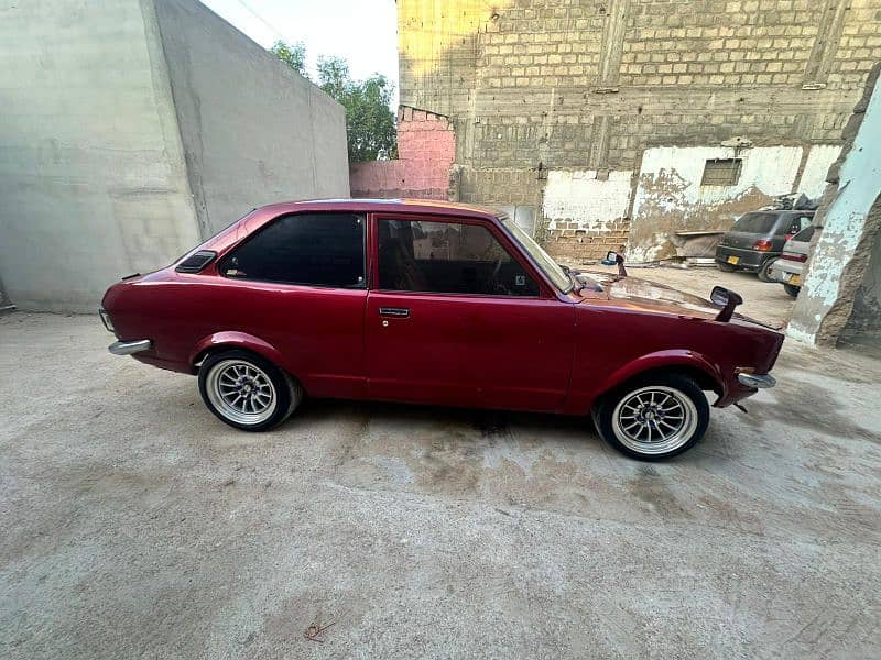 Toyota Corolla 1974 7