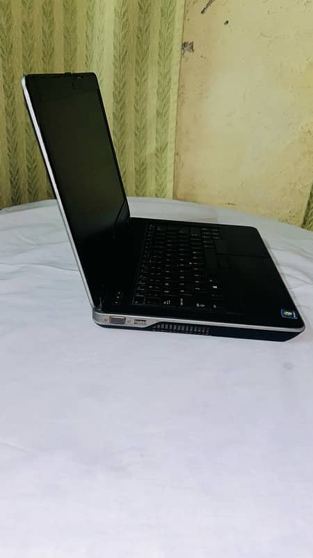 Dell latitude E6440 i5-4th gen 2