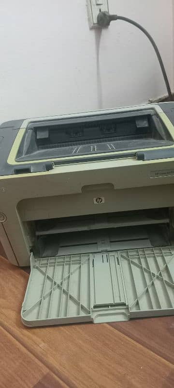 HP LASERJET P1505N 0