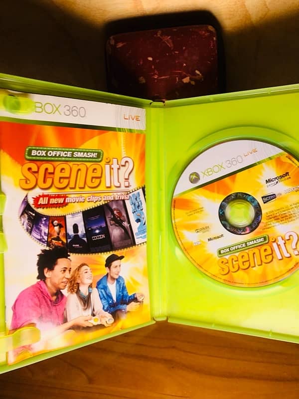 Xbox 360 Scene It fun game disc cd or dvd 2