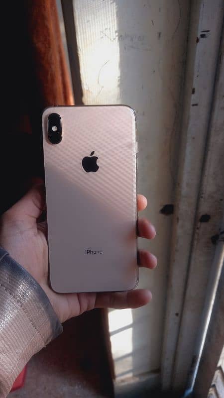 Apple iPhone XS Max in used condition 4