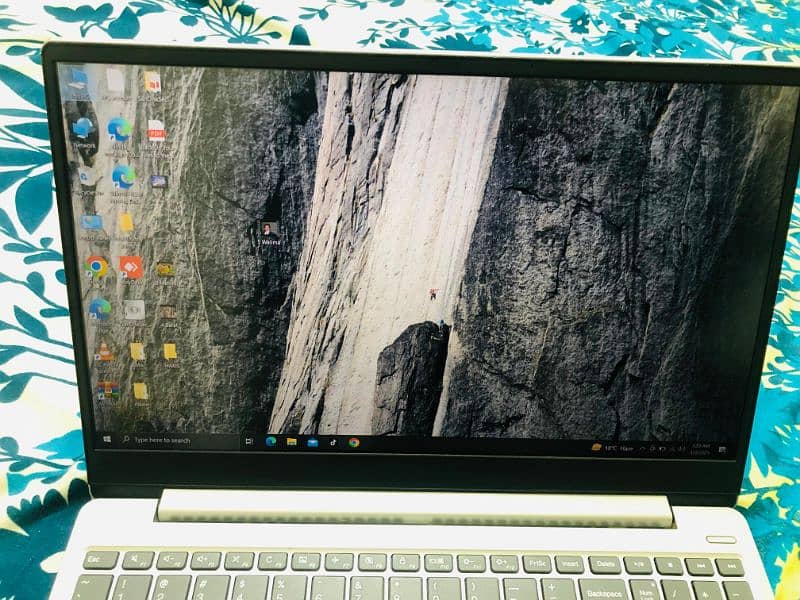 Lenovo IdeaPad for Sale 5