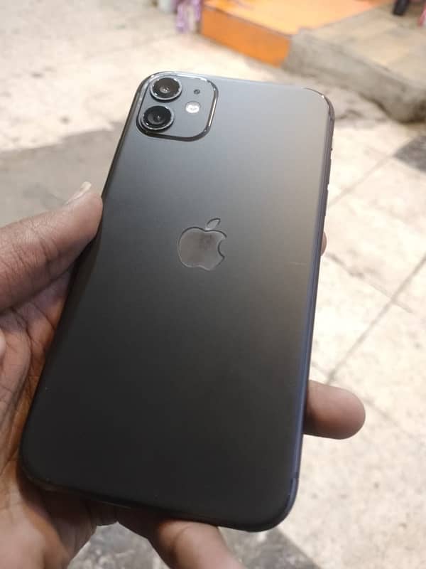 iPhone 11 128GB PTA Approved 1