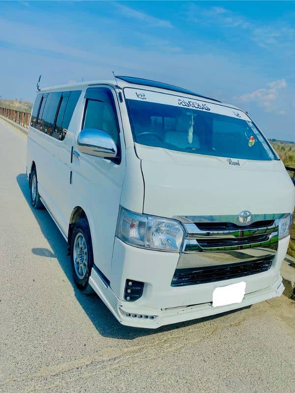 Toyota Hiace 09 /19 0