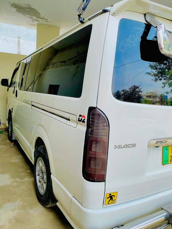 Toyota Hiace 09 /19 2