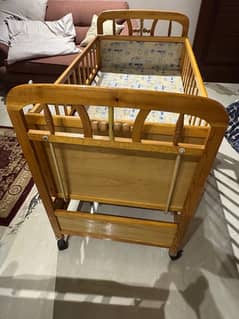 baby cot