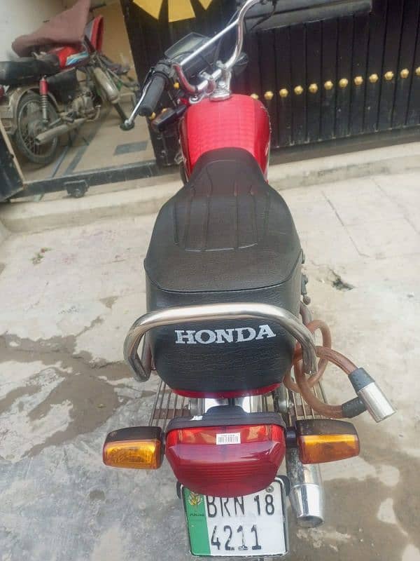 Honda CD 70 2018 in excellent condition 3