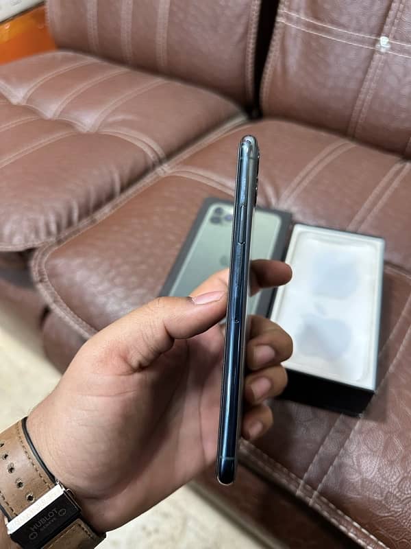 iphone 11 pro max pta approved hk model 1