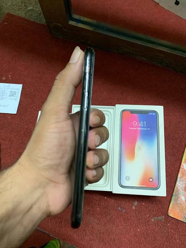 iphone x 64 gb pta approved with box 4