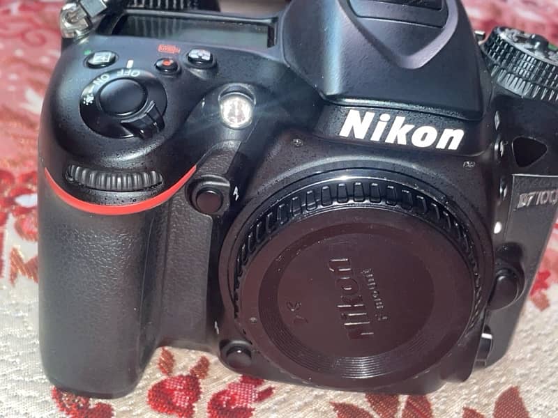 Nikon D7100 DSLR Body 3