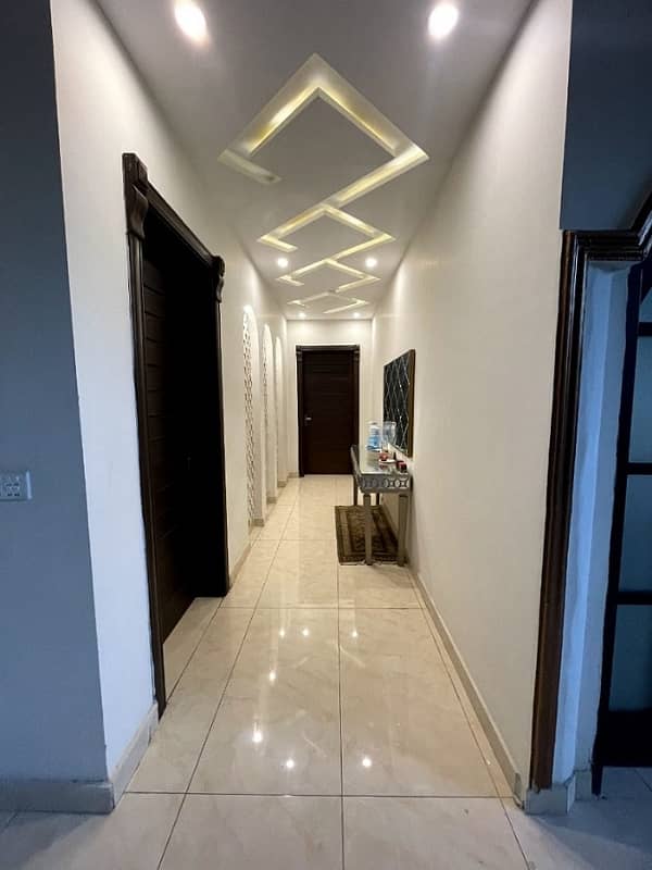 2 KANAL LUXRY FURNISH HOUSE AVAILEBAL FOR RENT IN BAHRIA TOWN LAHORE 5