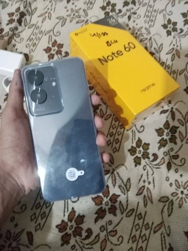 realme note 60 4