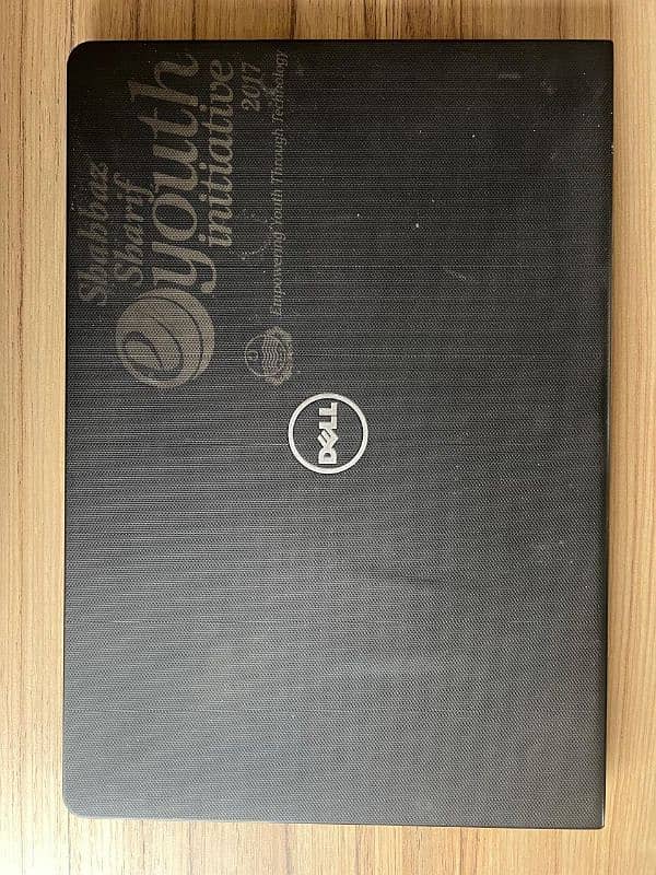 Dell Vostro 14 0