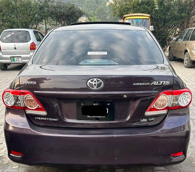 Toyota Corolla Altis 2013 0