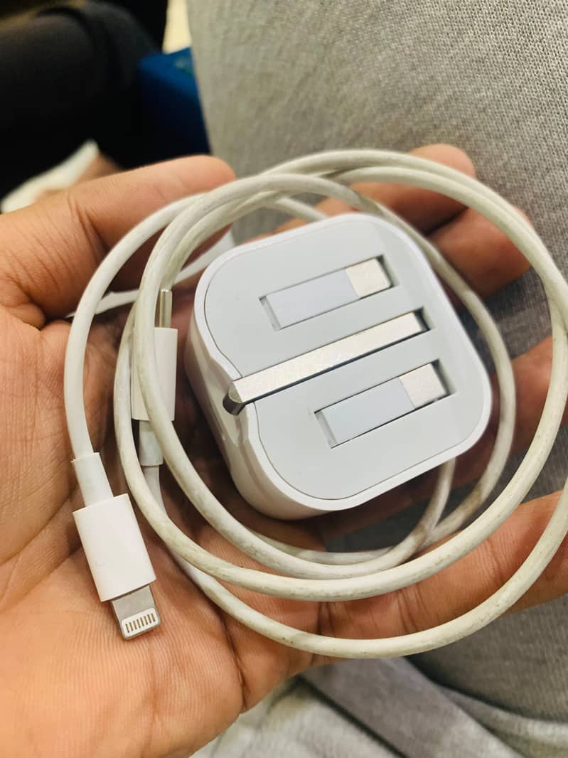 I Phone  Original Charger 0