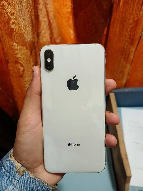 iPhone XS Max 8