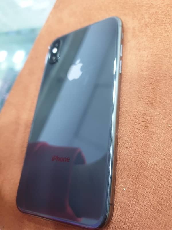 iphone xs 4