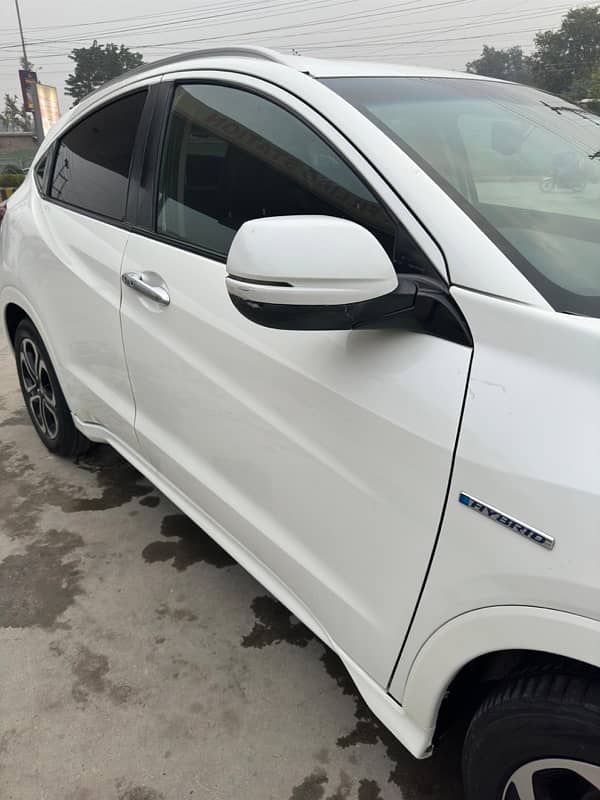 Honda Vezel 2015 3