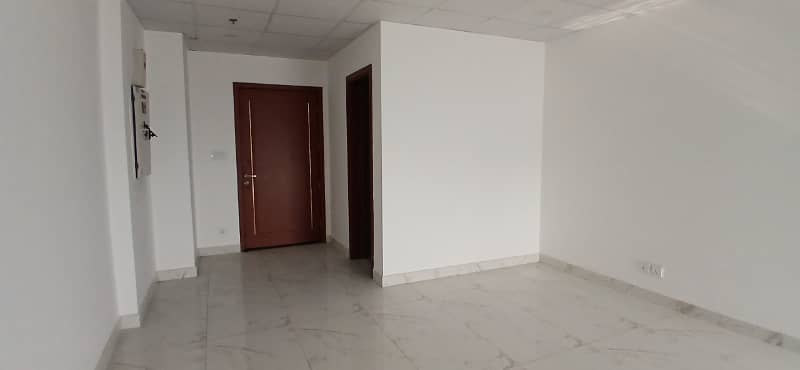 Brand New 435 Square Feet Office Prime Space Available For Rent In Grand Square Mall 26