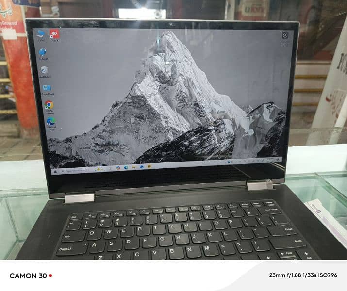 Lenovo Yoga 730-15 0