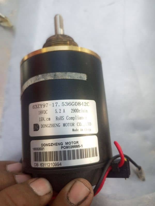 DC motor 18volt 0