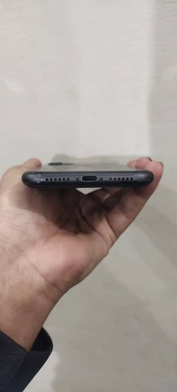 iphone 11 128 condition 10/9.5 Urgent Sale 2