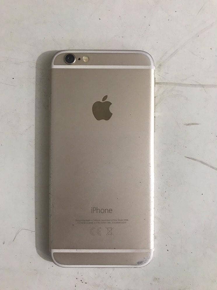 Apple iPhone 6 with box 1