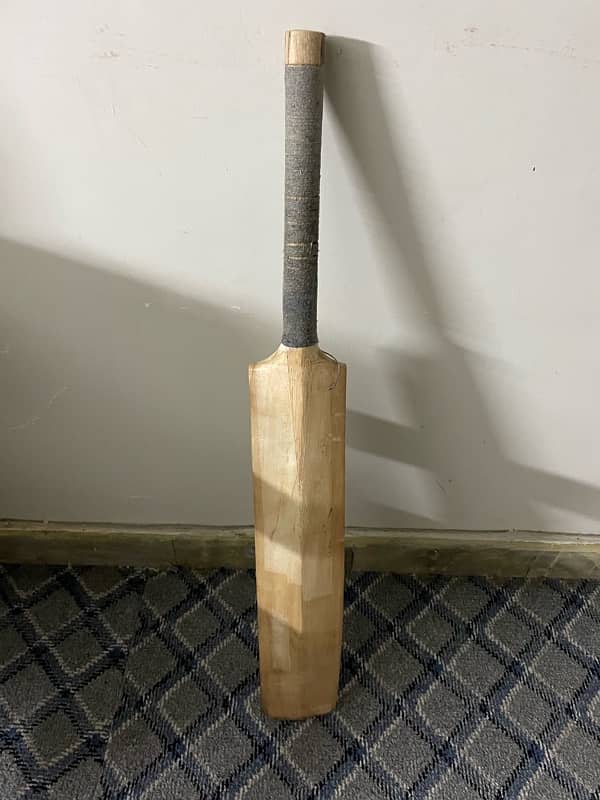 used cricket bat ruff quality hard ball bat 3