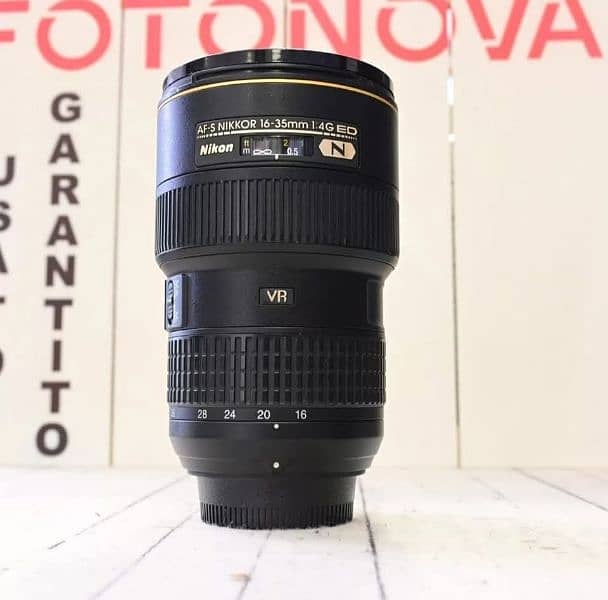 *Nikon AF-S 16-35mm f4 G VR Lens*  Excellent Condition  65,000 0