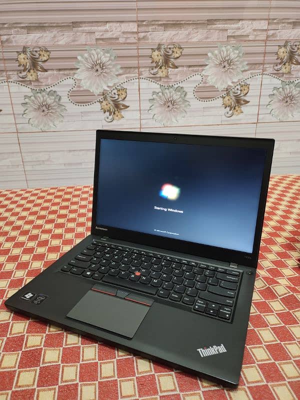 Lenovo Thinkpad T450s Core i5-5th Generation 4GB RAM 128 GB SSD 3