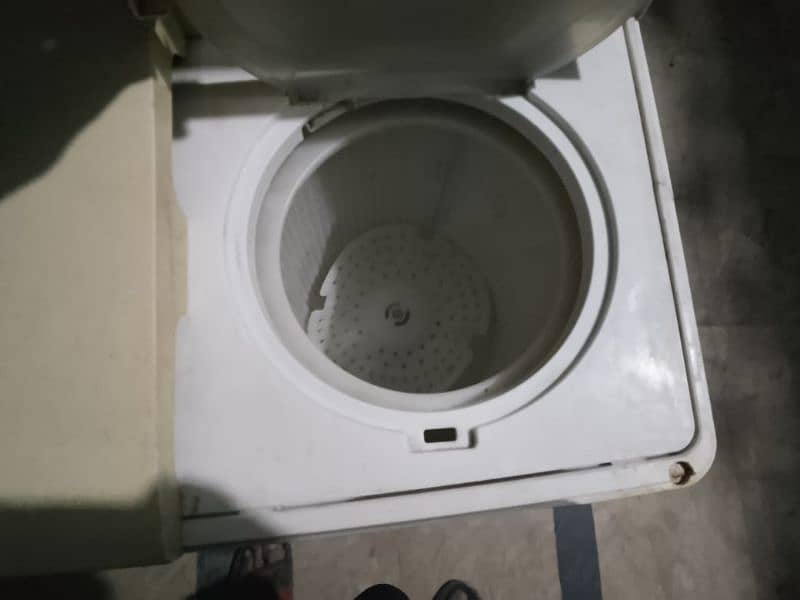 Dawlance Washing Machine 1