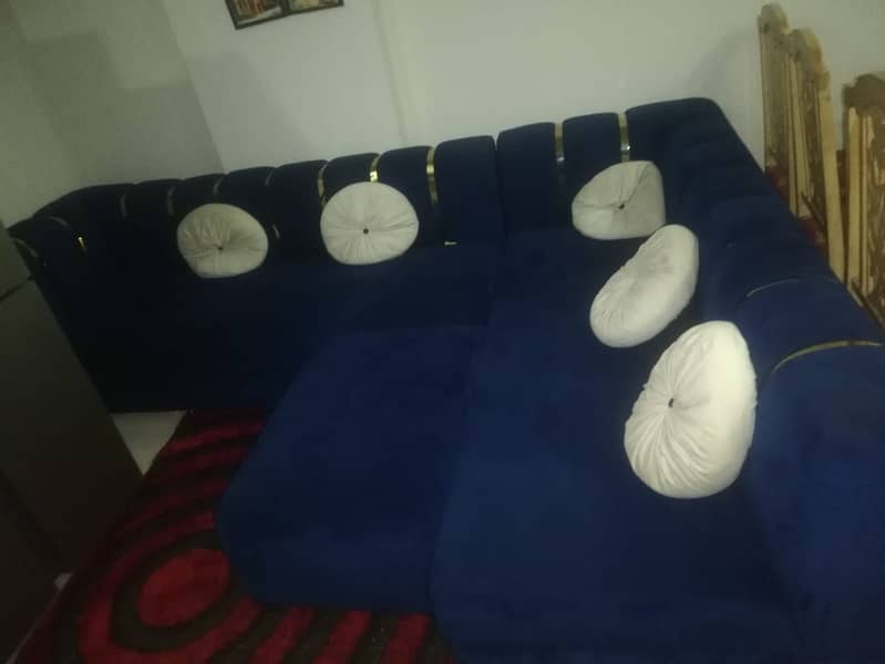 Velvet l shaped sofa for sale 2